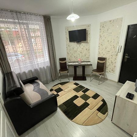 R.M Apartament Lugoj Buitenkant foto